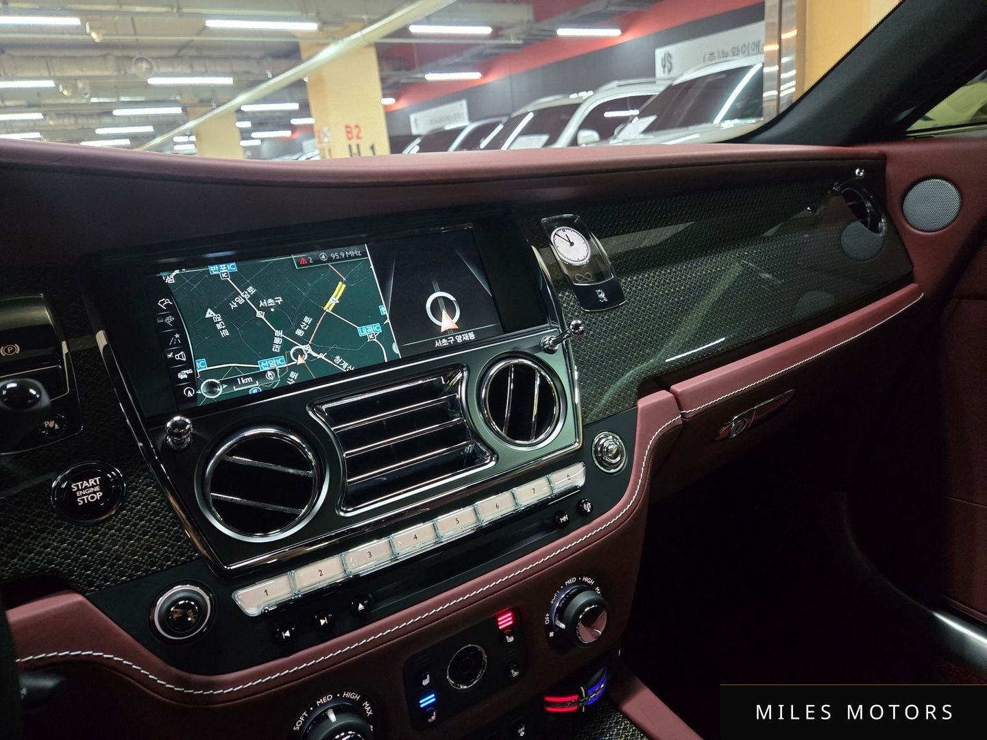 Rolls-Royce Wraith 2020 — миниатюра 9
