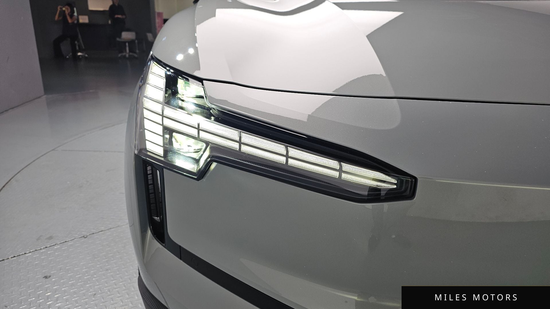 Volvo EX30 2025 — миниатюра 7