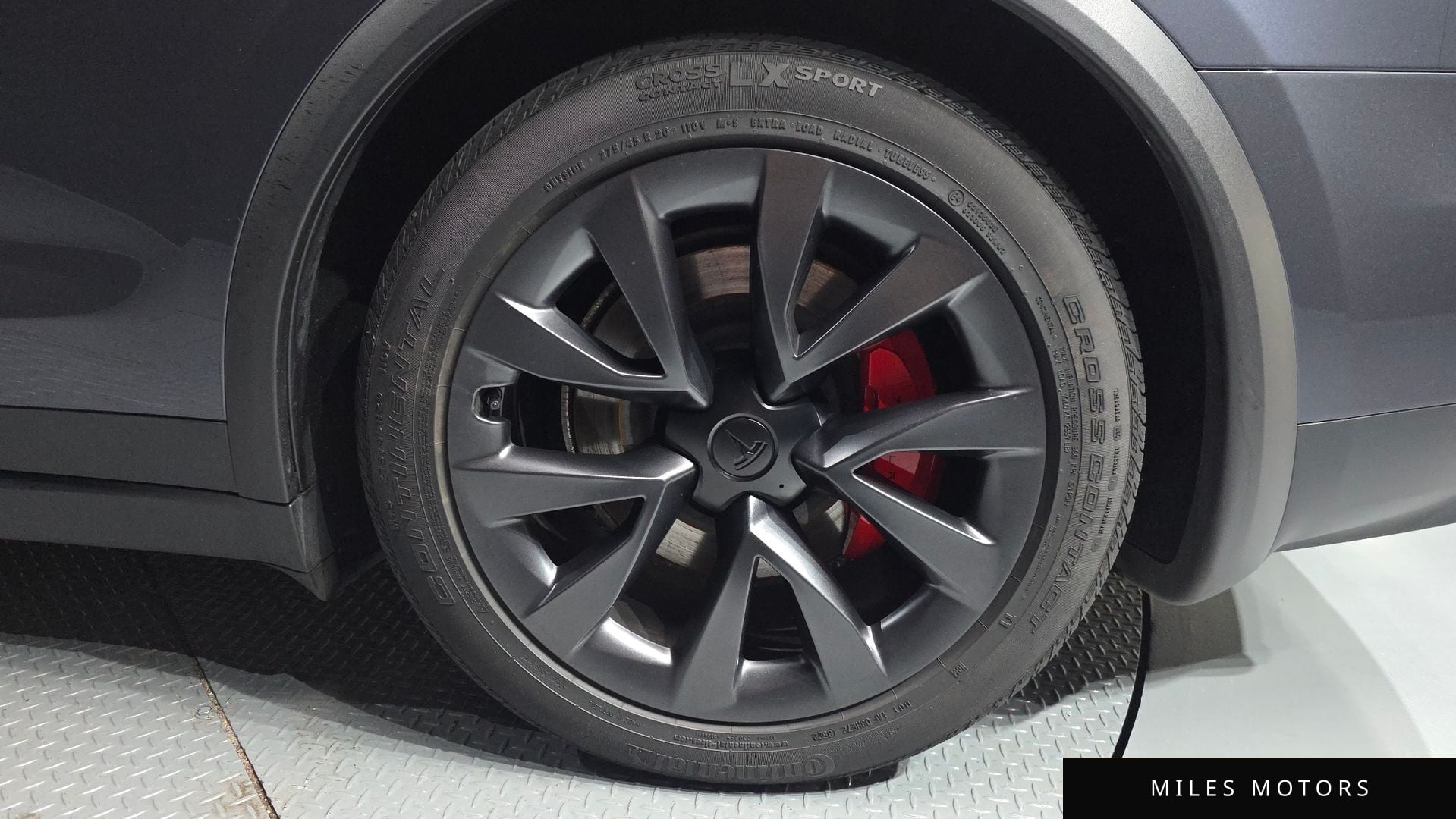 Tesla Model X 2023 — миниатюра 7