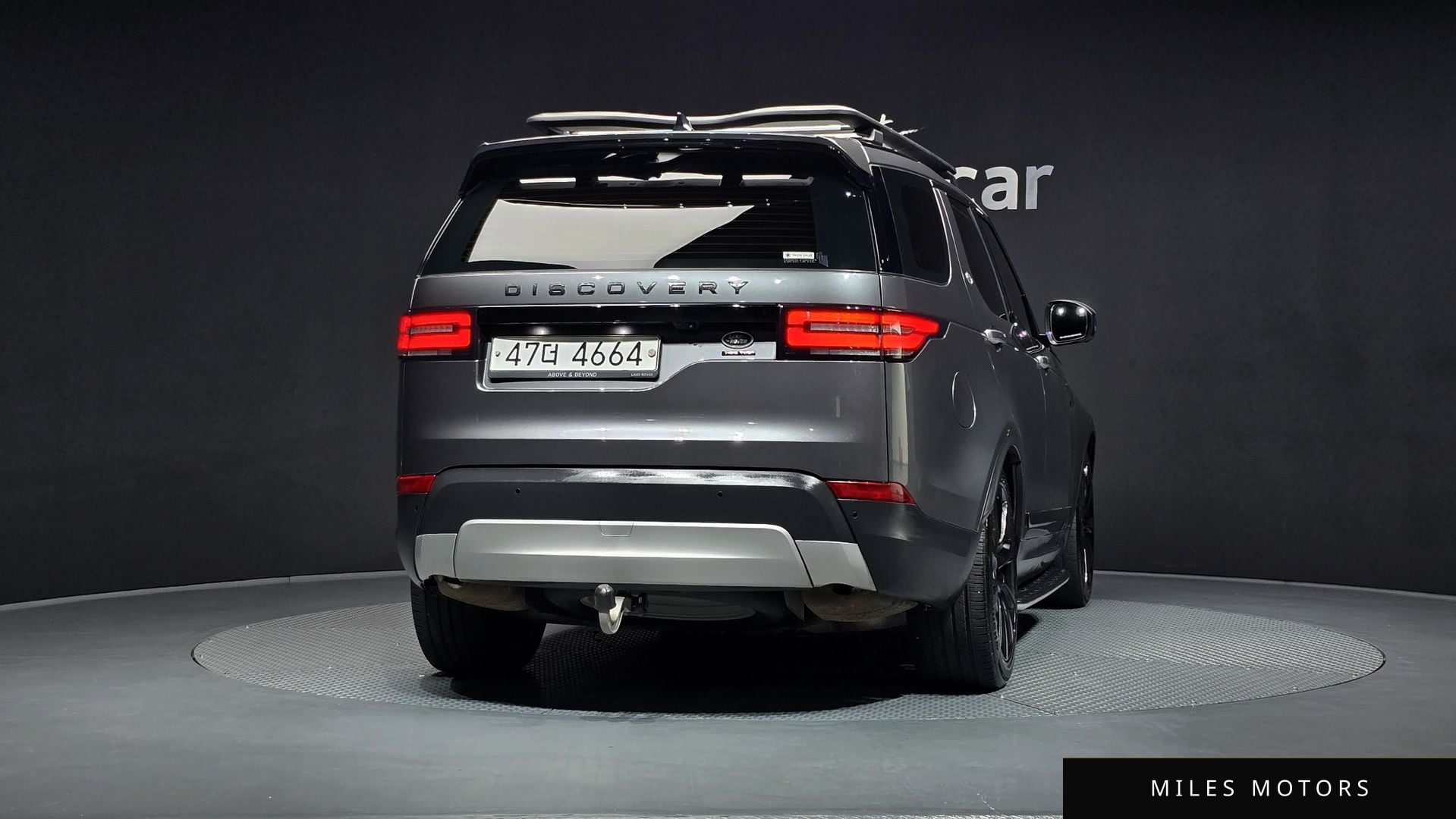 Land Rover Discovery 2018 — миниатюра 4