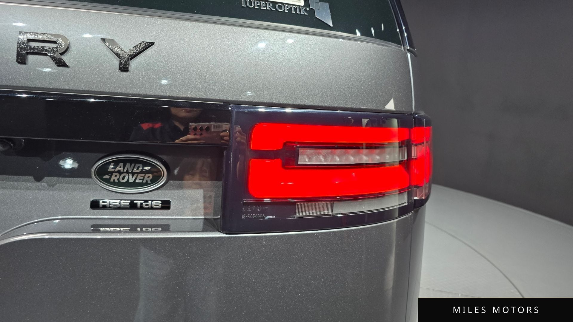Land Rover Discovery 2018 — миниатюра 9