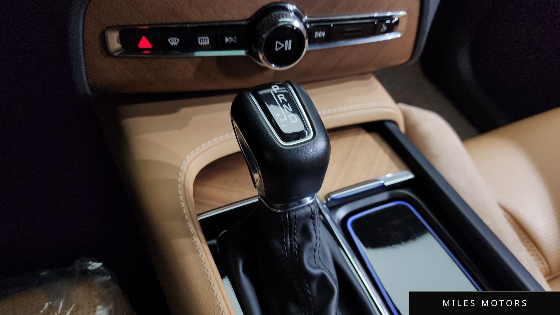 Volvo XC90 2020 — миниатюра 12