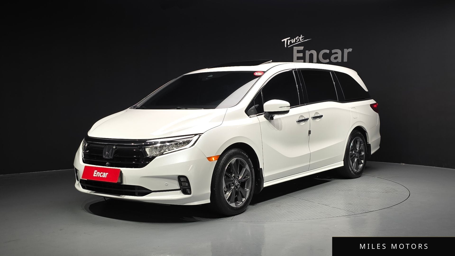 Honda Odyssey 2022 — фото 1 из 12
