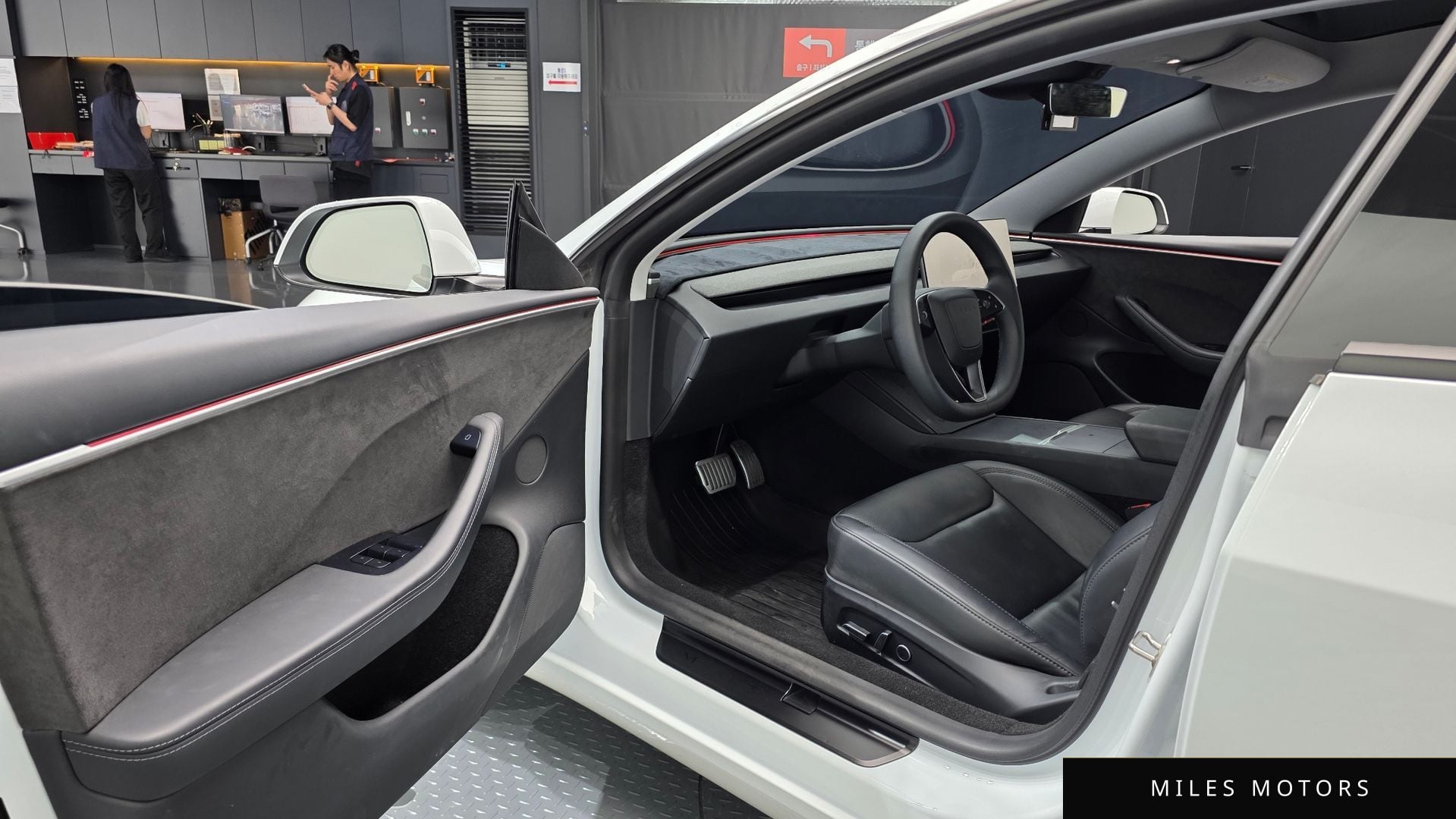 Tesla Model 3 2024 — миниатюра 12