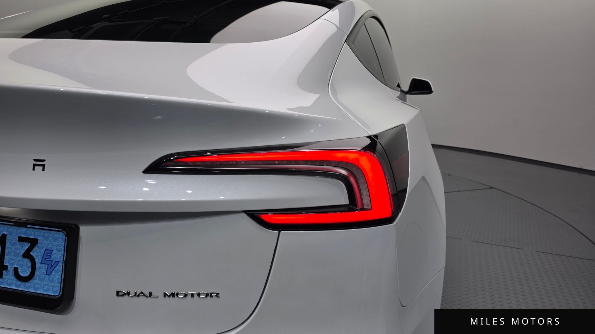 Tesla Model 3 2024 — миниатюра 8