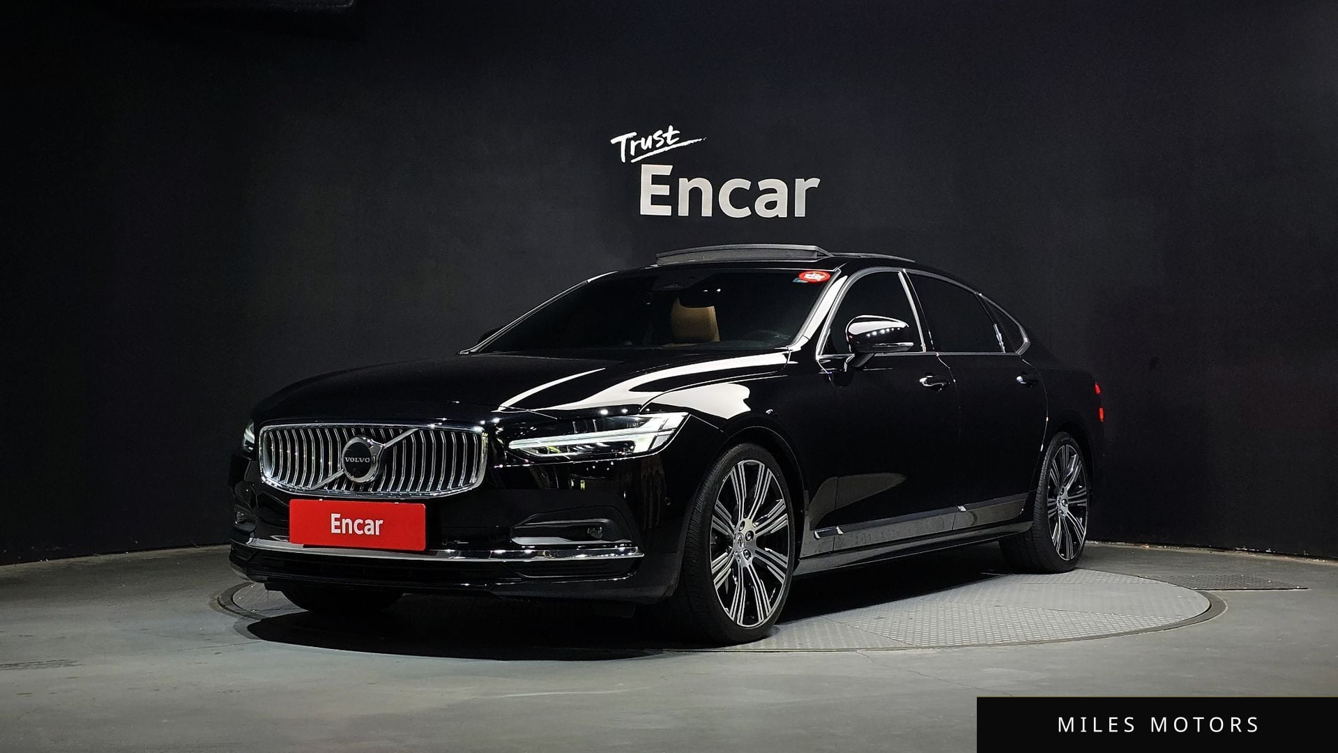 Volvo S90 2023 — фото 1 из 12
