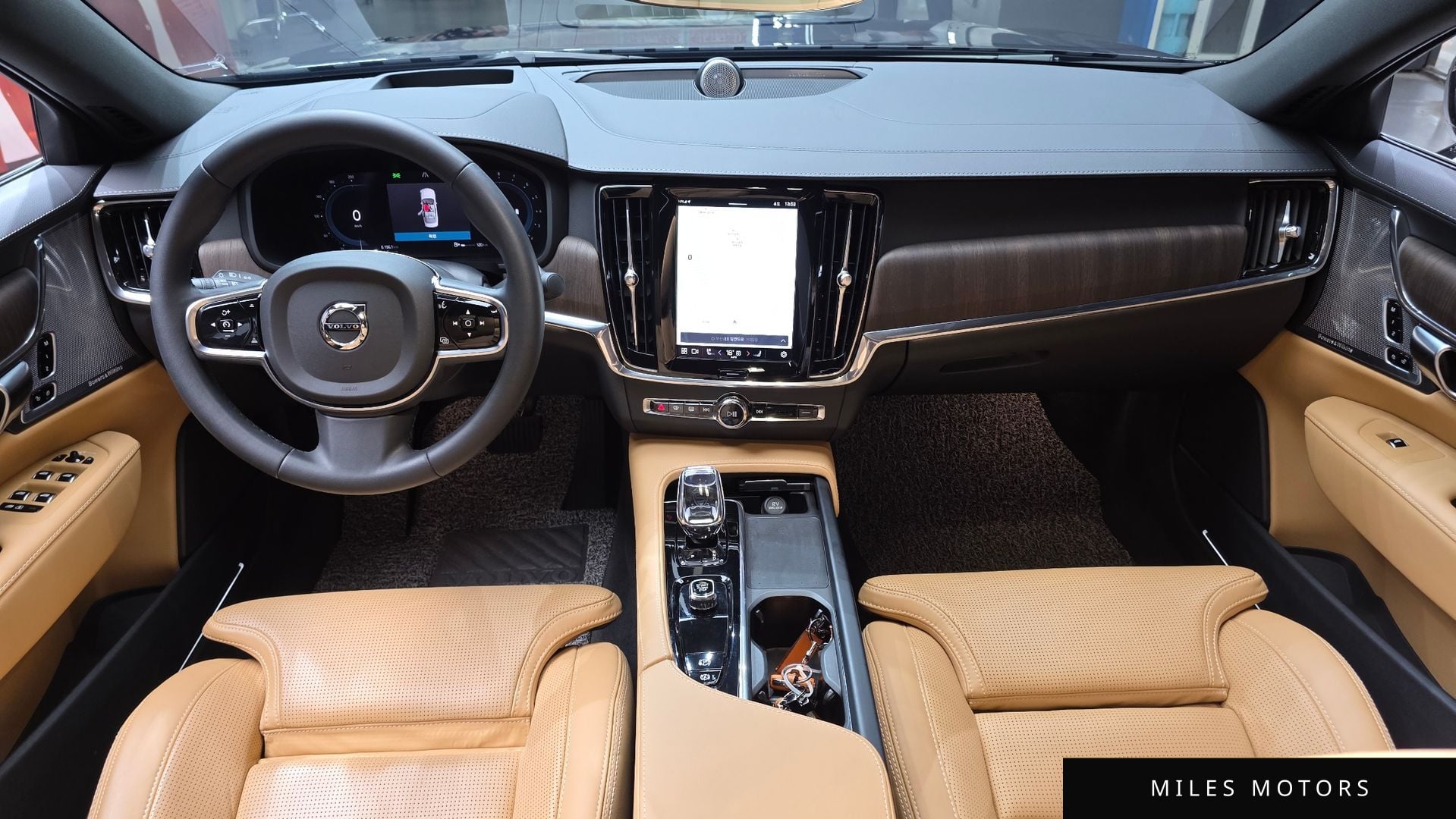 Volvo S90 2023 — миниатюра 10