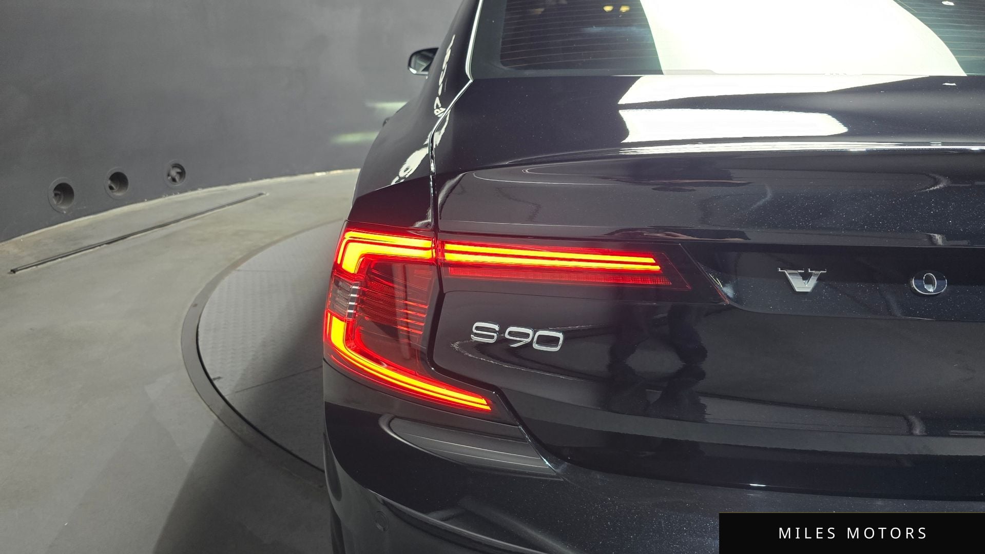 Volvo S90 2023 — миниатюра 9