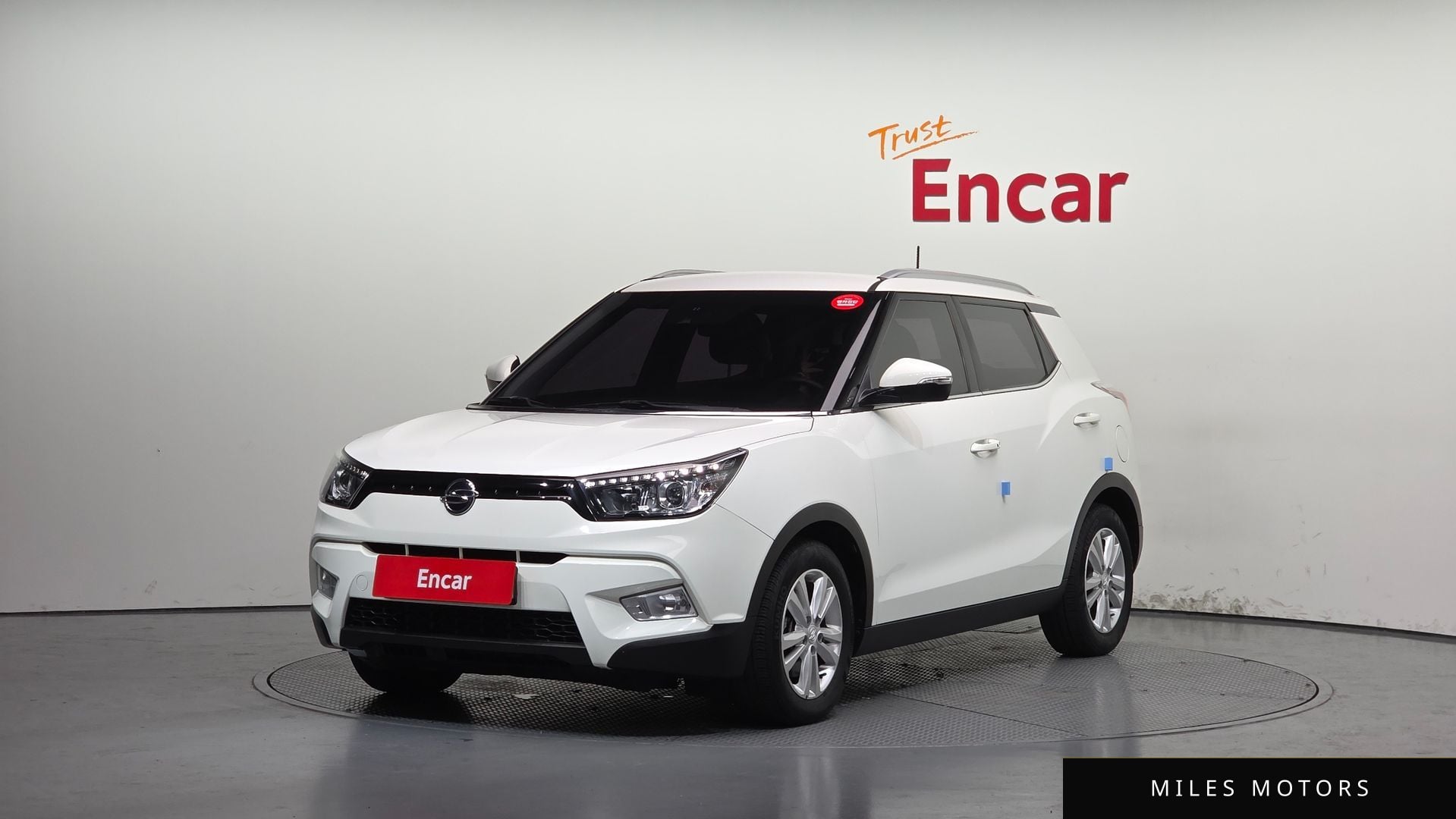 KG Mobility Tivoli 2017 — фото 1 из 12