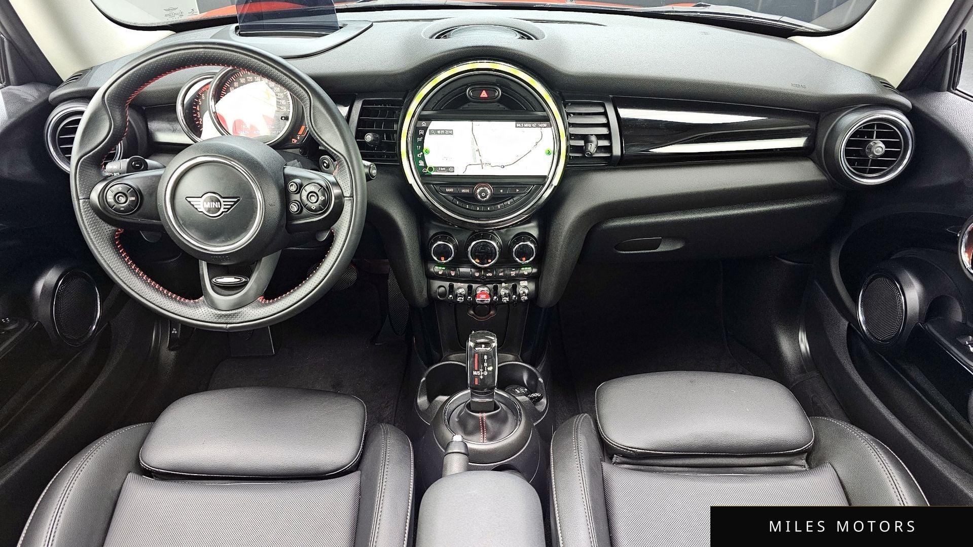 MINI Cooper S 2020 — миниатюра 10