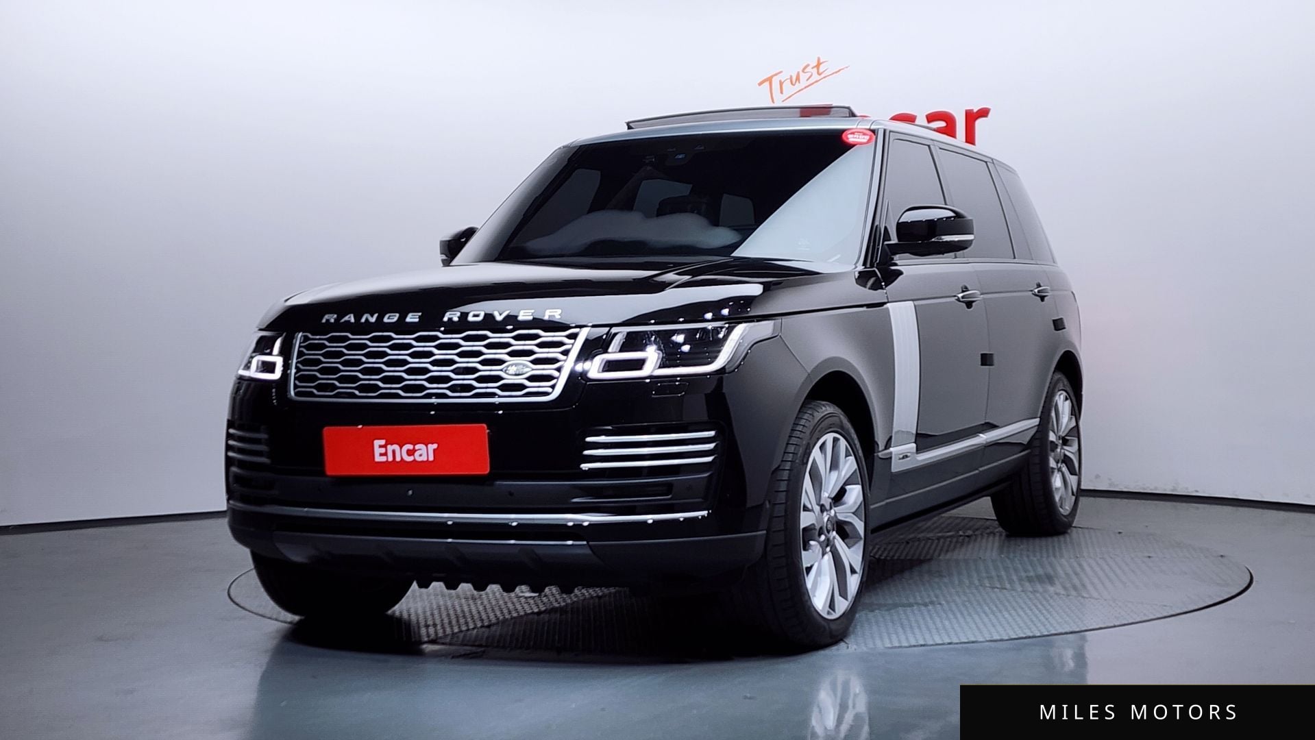Land Rover Range Rover 2019 — фото 1 из 12