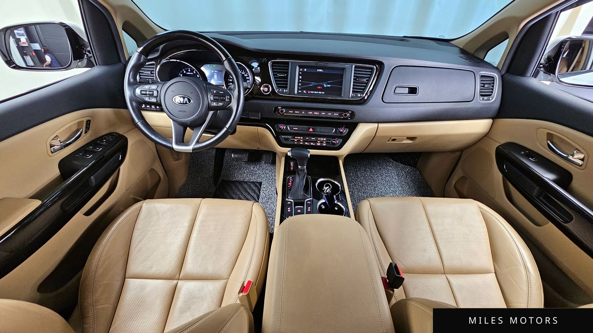 Kia Canival 2019 — миниатюра 10
