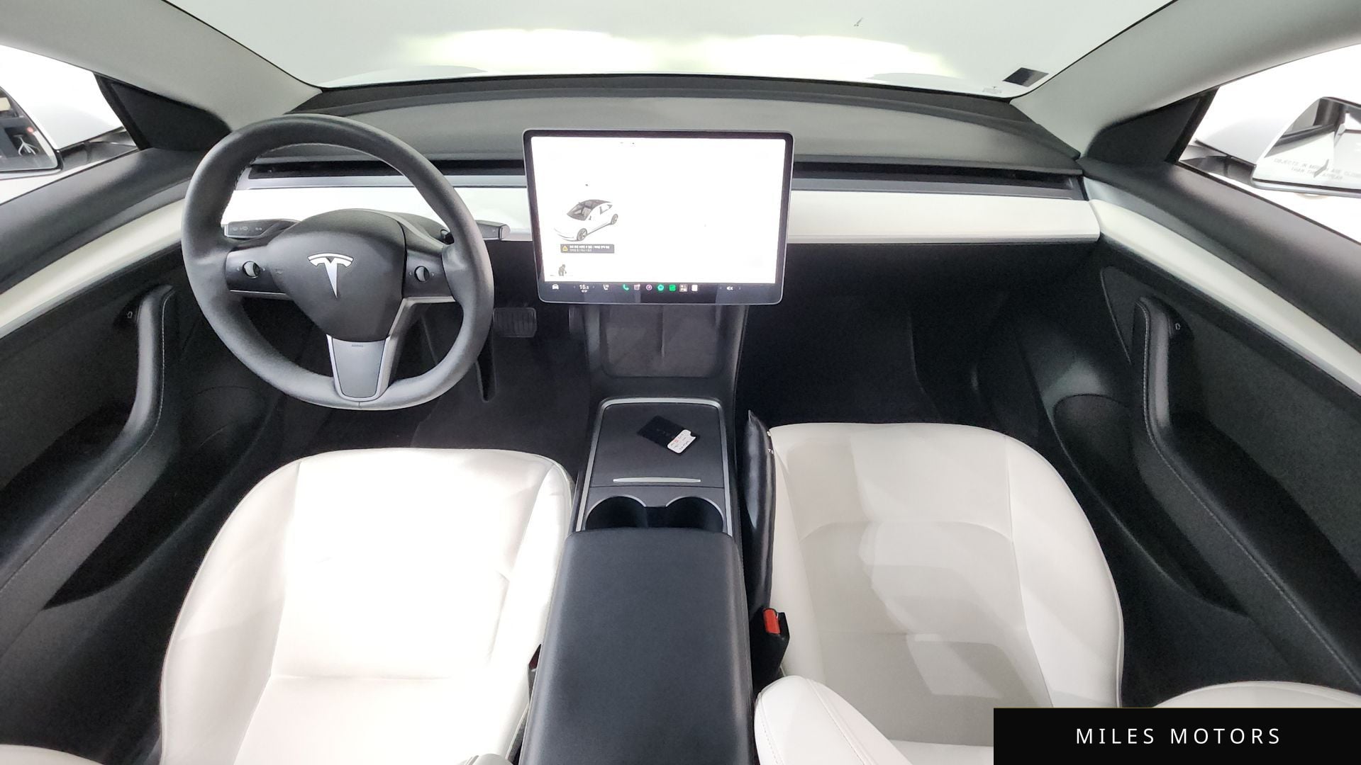 Tesla Model 3 2021 — миниатюра 10
