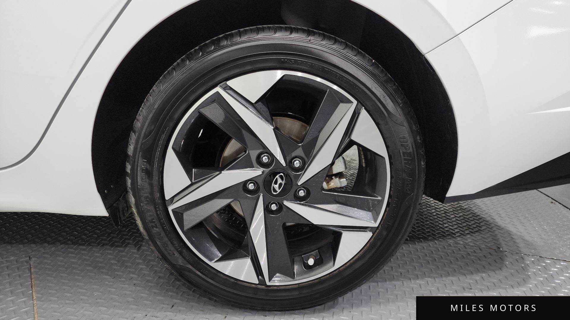 Hyundai AVANTE 2023 — миниатюра 7
