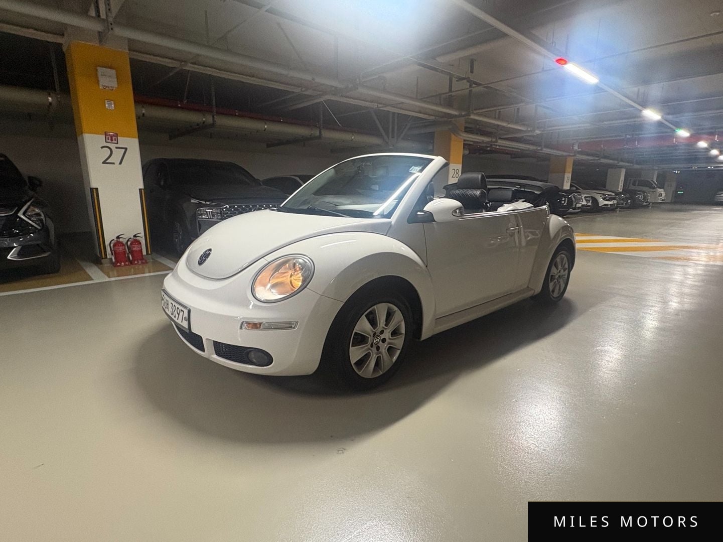 Volkswagen Beetle 2009 — фото 1 из 12