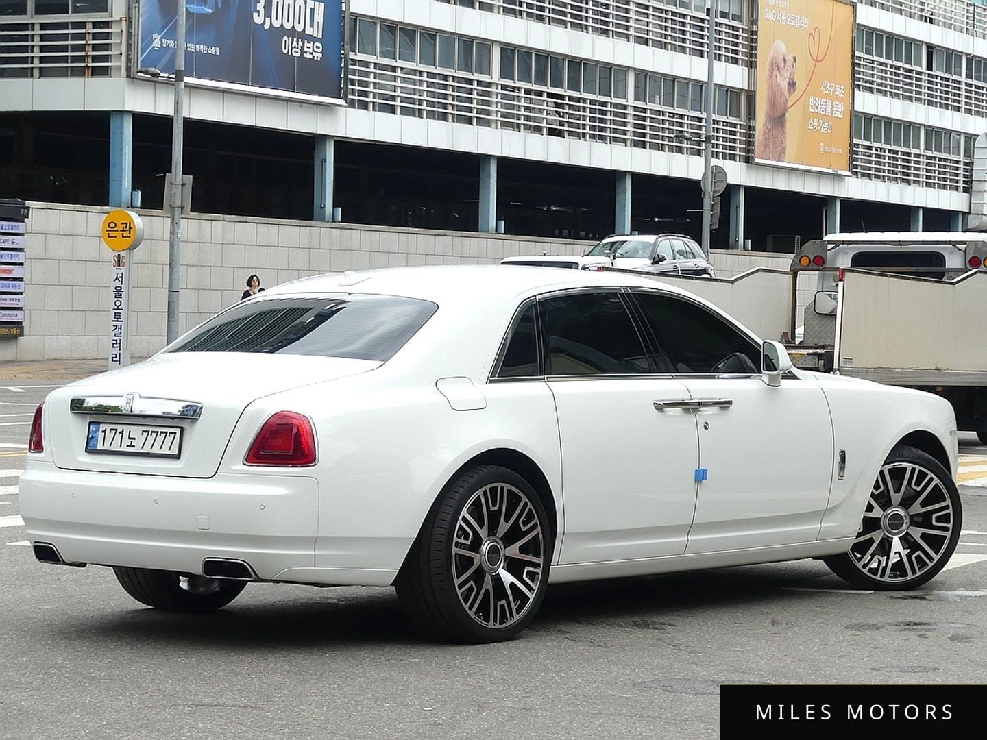Rolls-Royce Ghost 2017 — миниатюра 2
