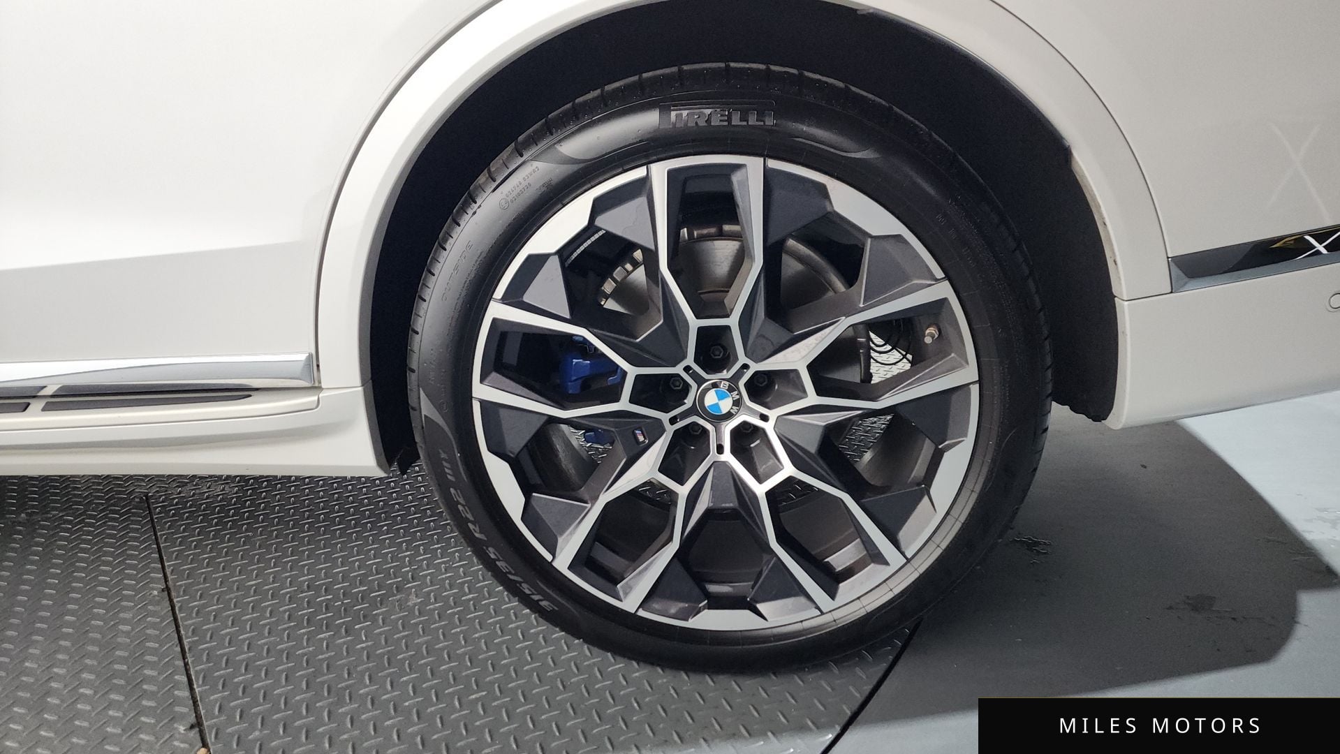 BMW X7 (G07) 2026 — миниатюра 7