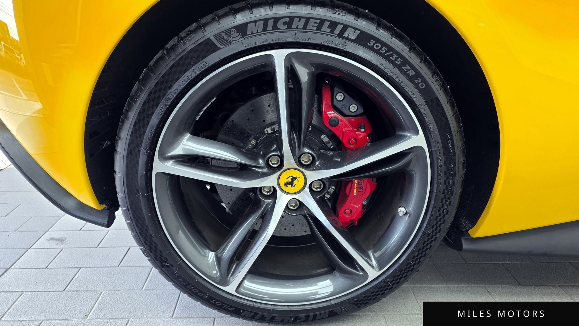 Ferrari 296 GTB 2023 — миниатюра 5