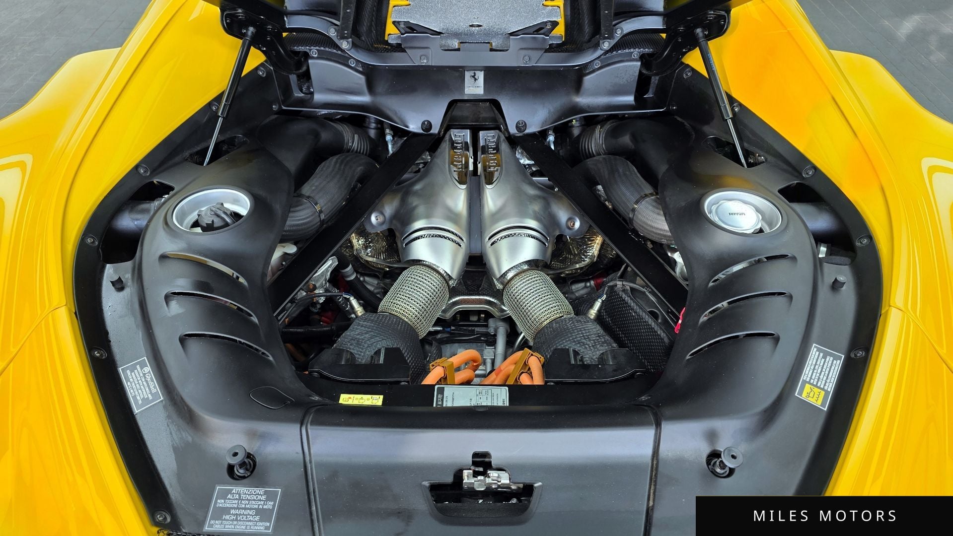 Ferrari 296 GTB 2023 — миниатюра 6