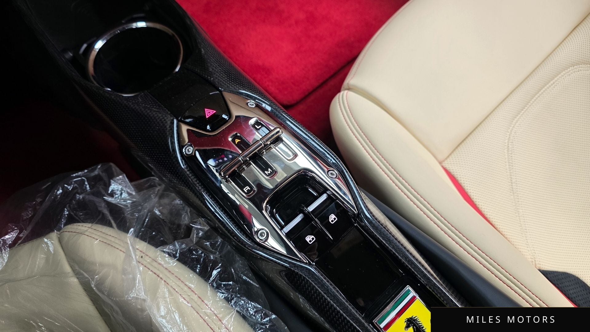 Ferrari 296 GTB 2023 — миниатюра 12
