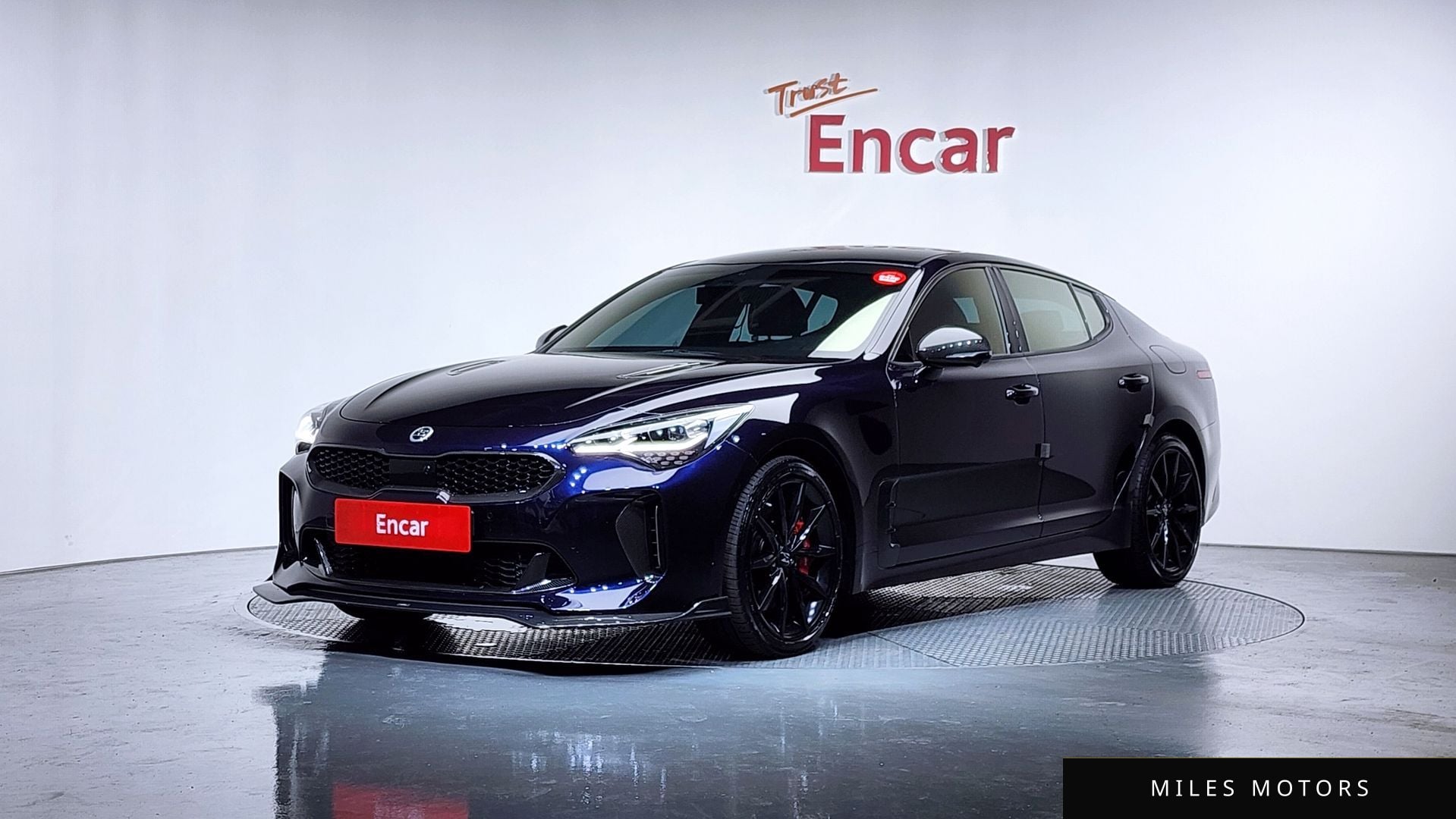 Kia Stinger 2021 — фото 1 из 12
