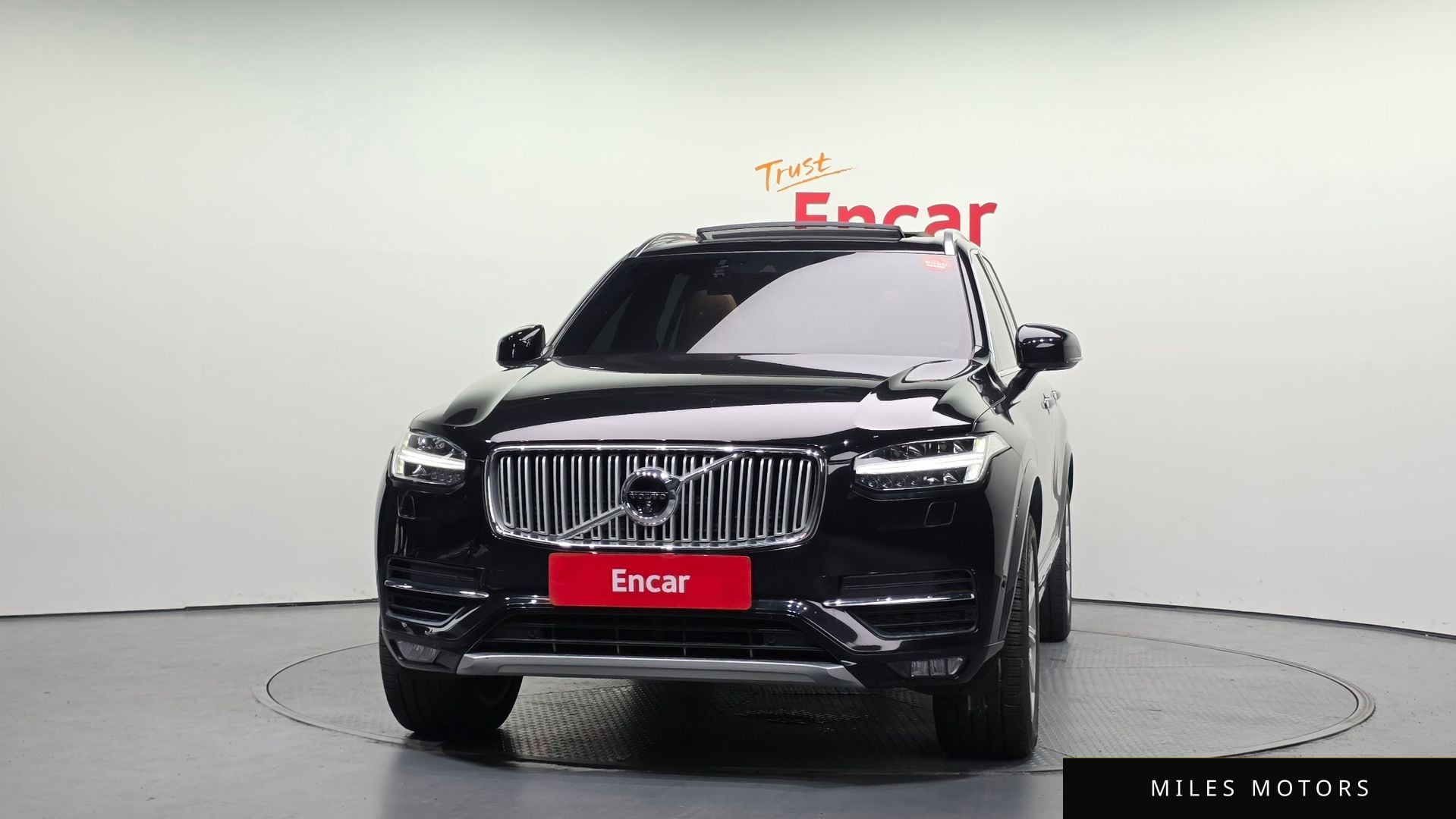 Volvo XC90 2018 — миниатюра 3