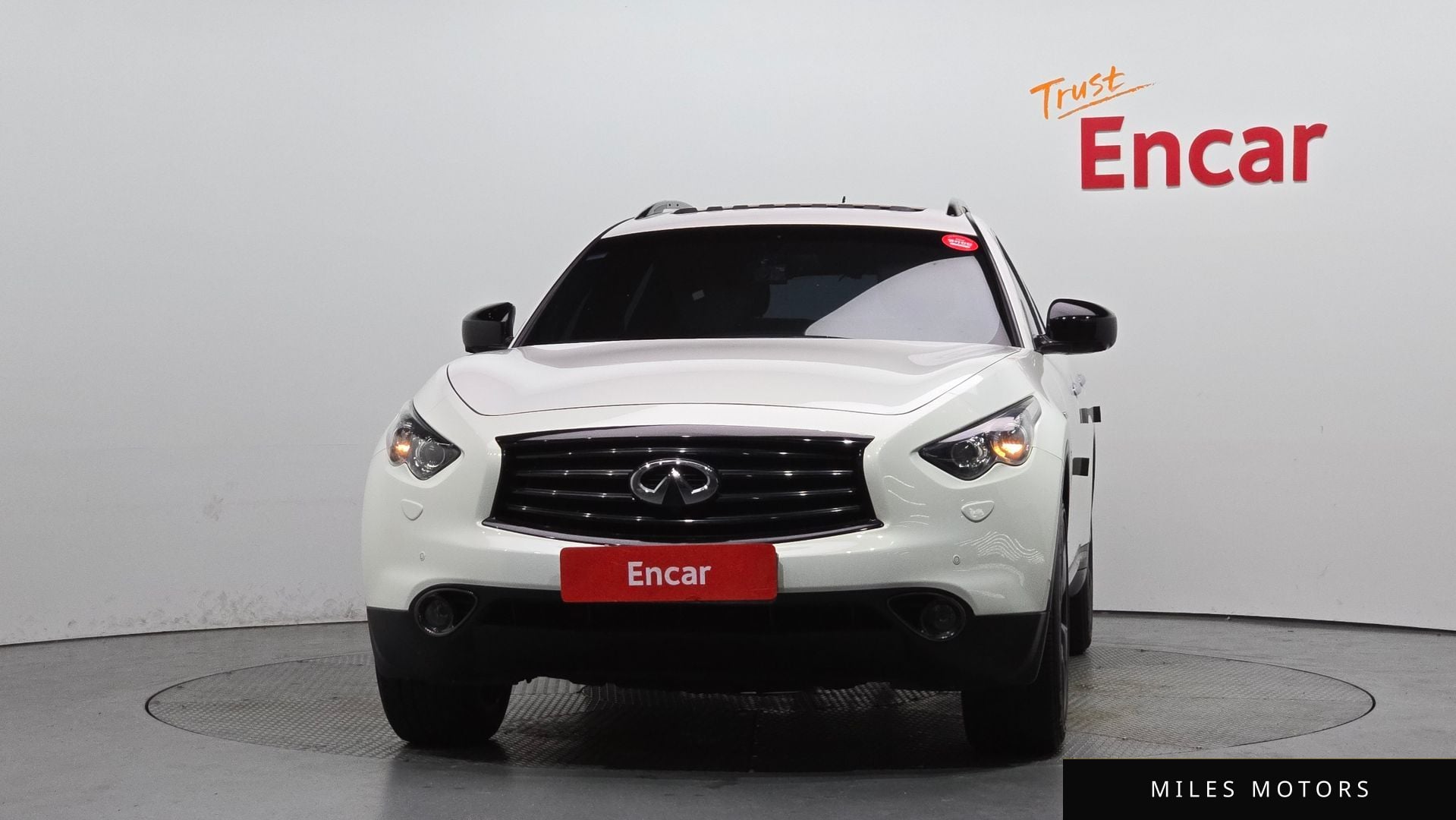 Infiniti QX70 2016 — миниатюра 3