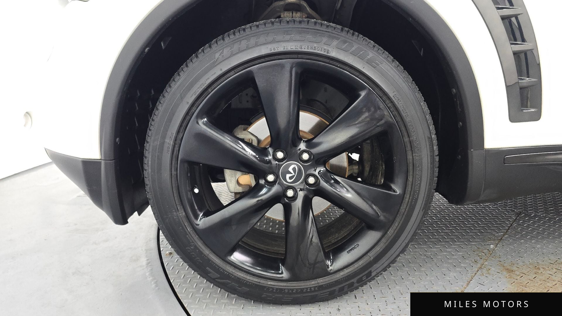 Infiniti QX70 2016 — миниатюра 5