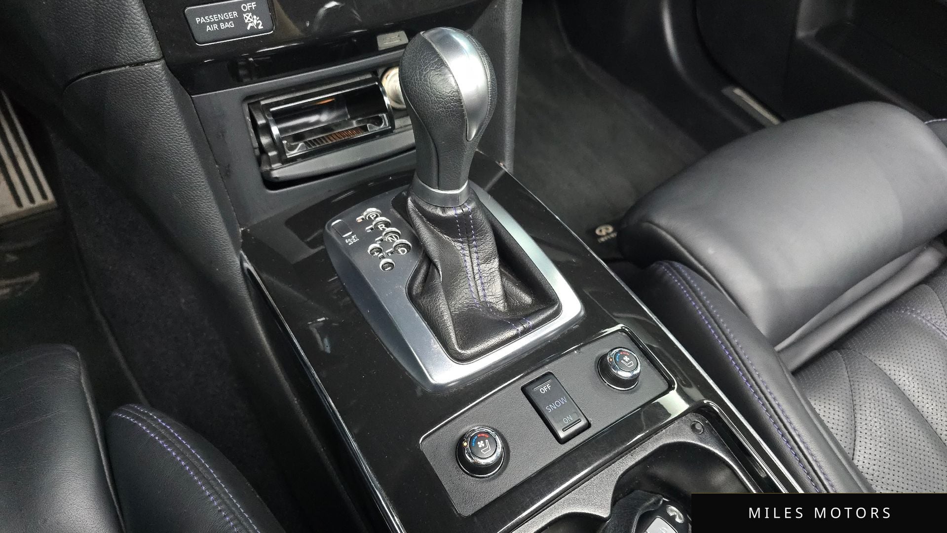 Infiniti QX70 2016 — миниатюра 9