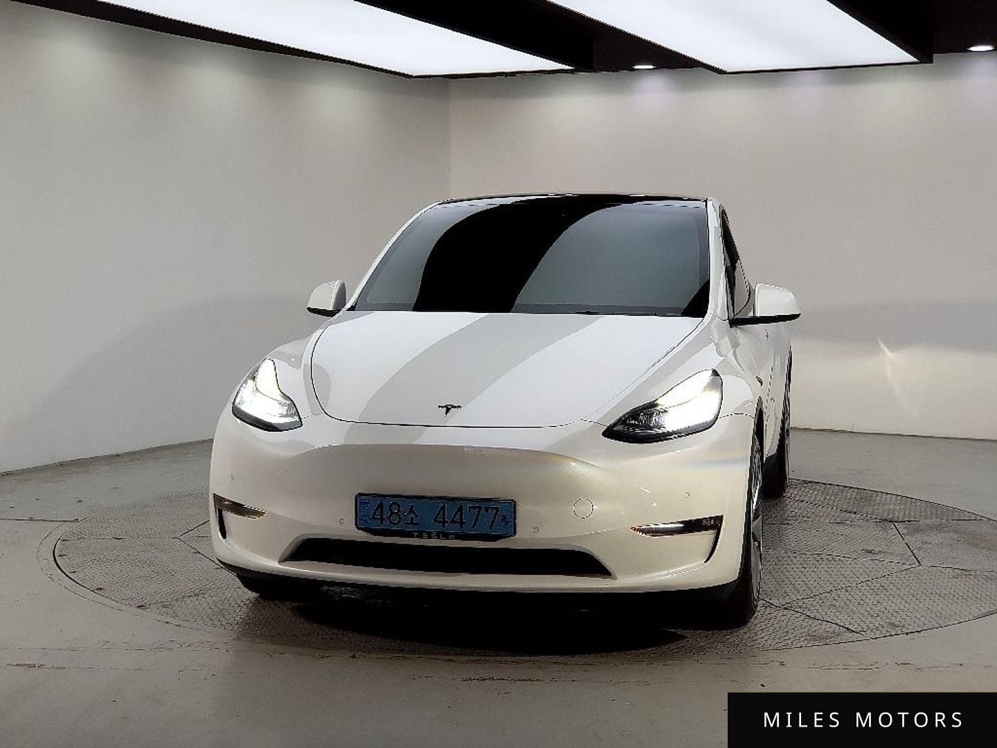 Tesla Model Y 2021 — миниатюра 3