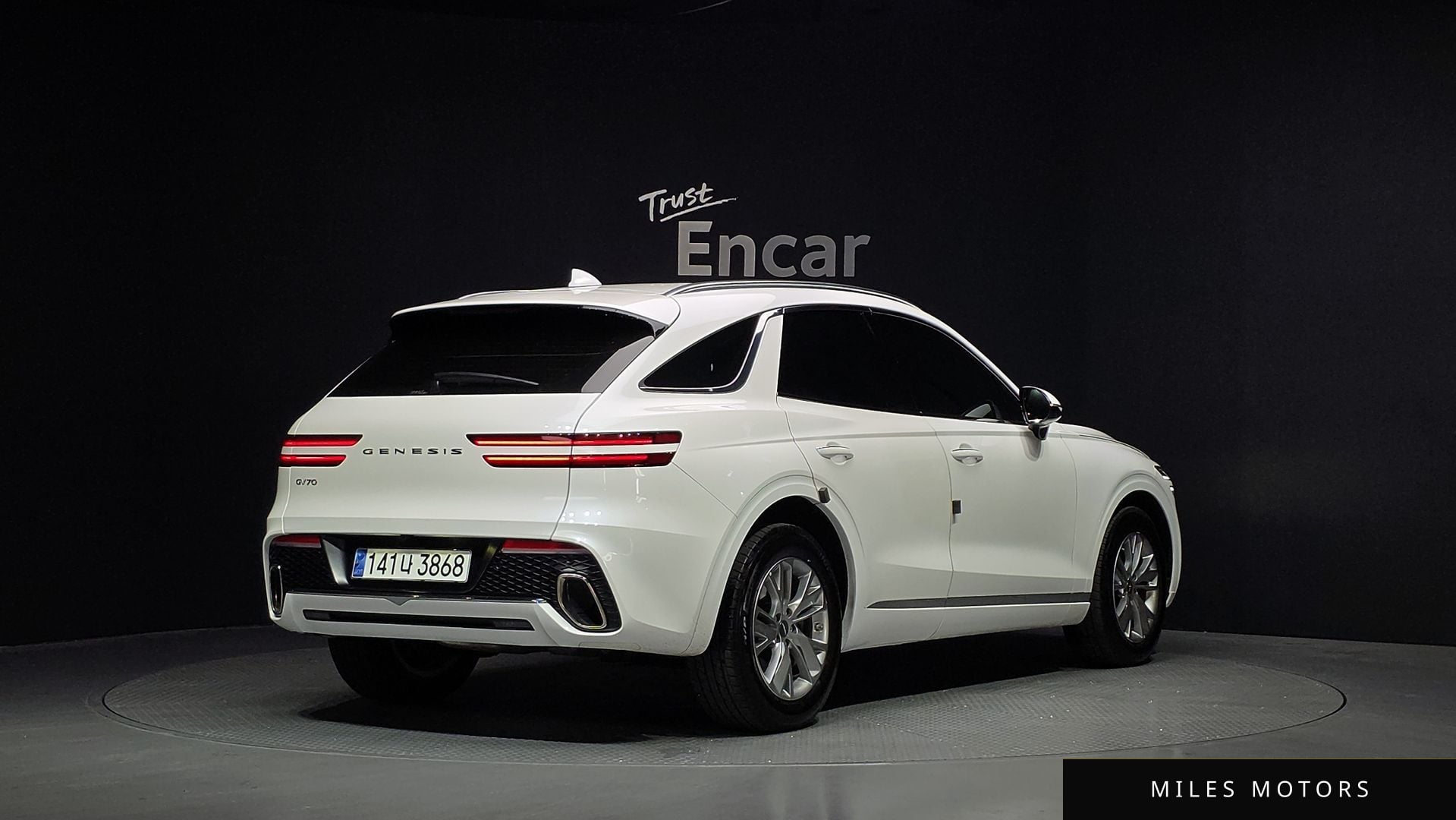 Genesis GV70 2024 — миниатюра 2
