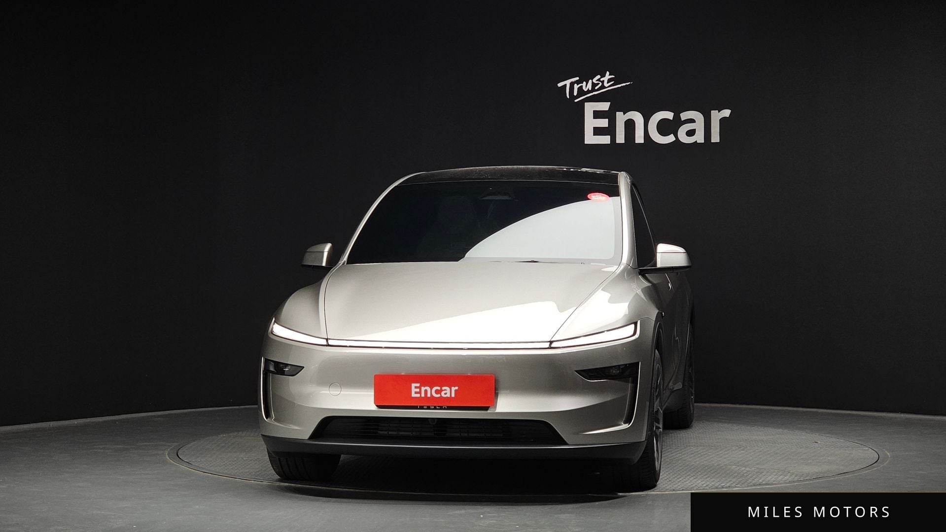 Tesla Model Y 2026 — миниатюра 3