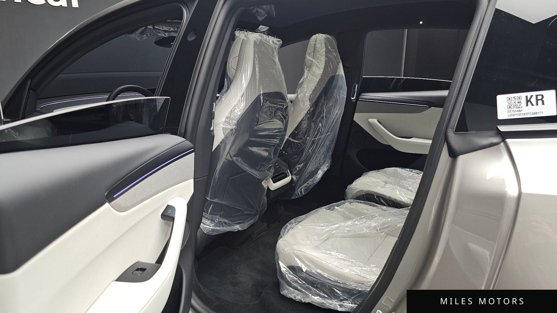 Tesla Model Y 2026 — миниатюра 12