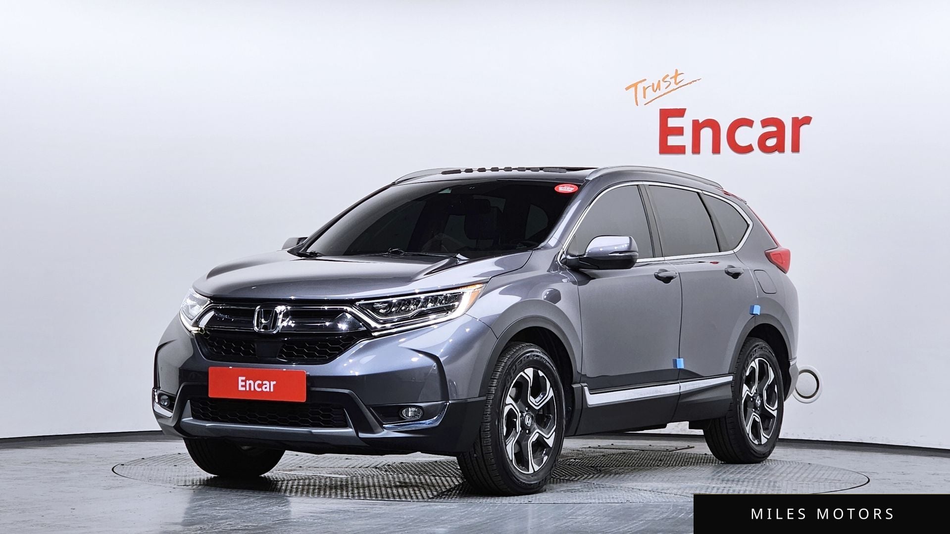 Honda CR-V 2019 — фото 1 из 12