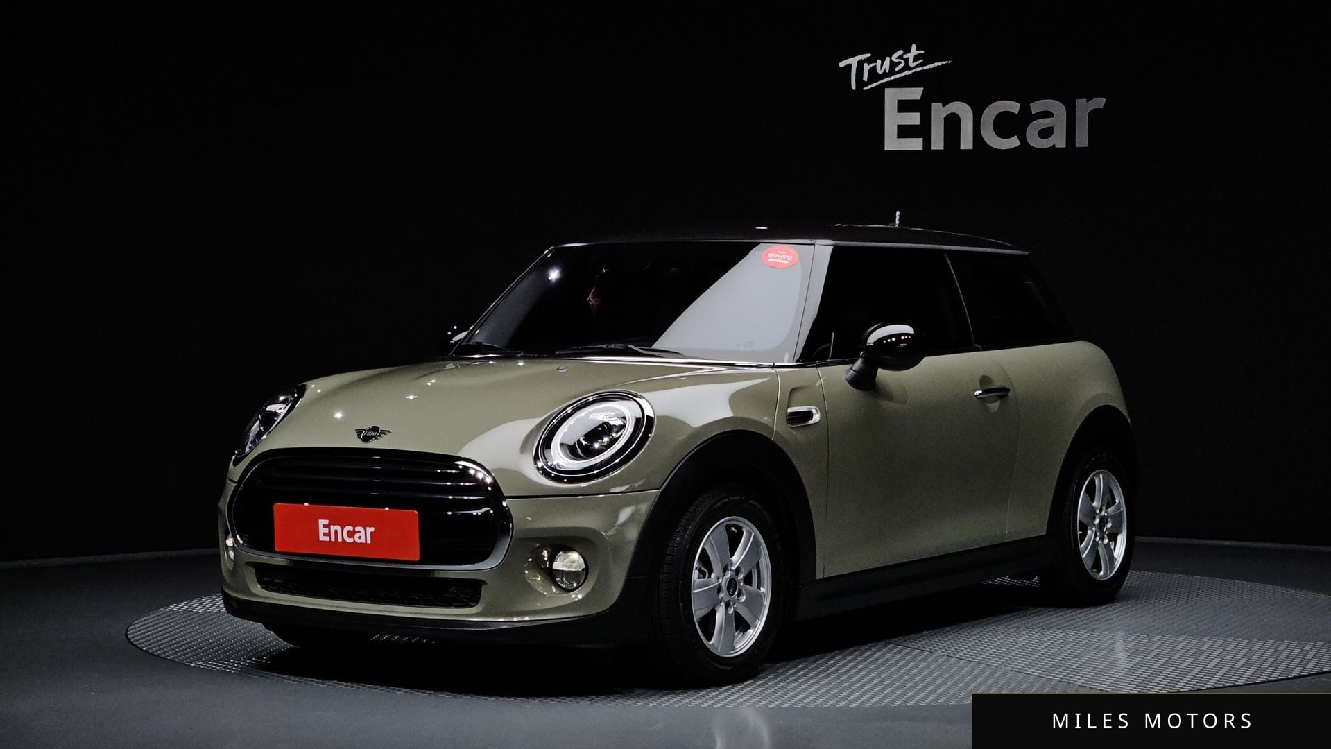 MINI Cooper 2019 — фото 1 из 12