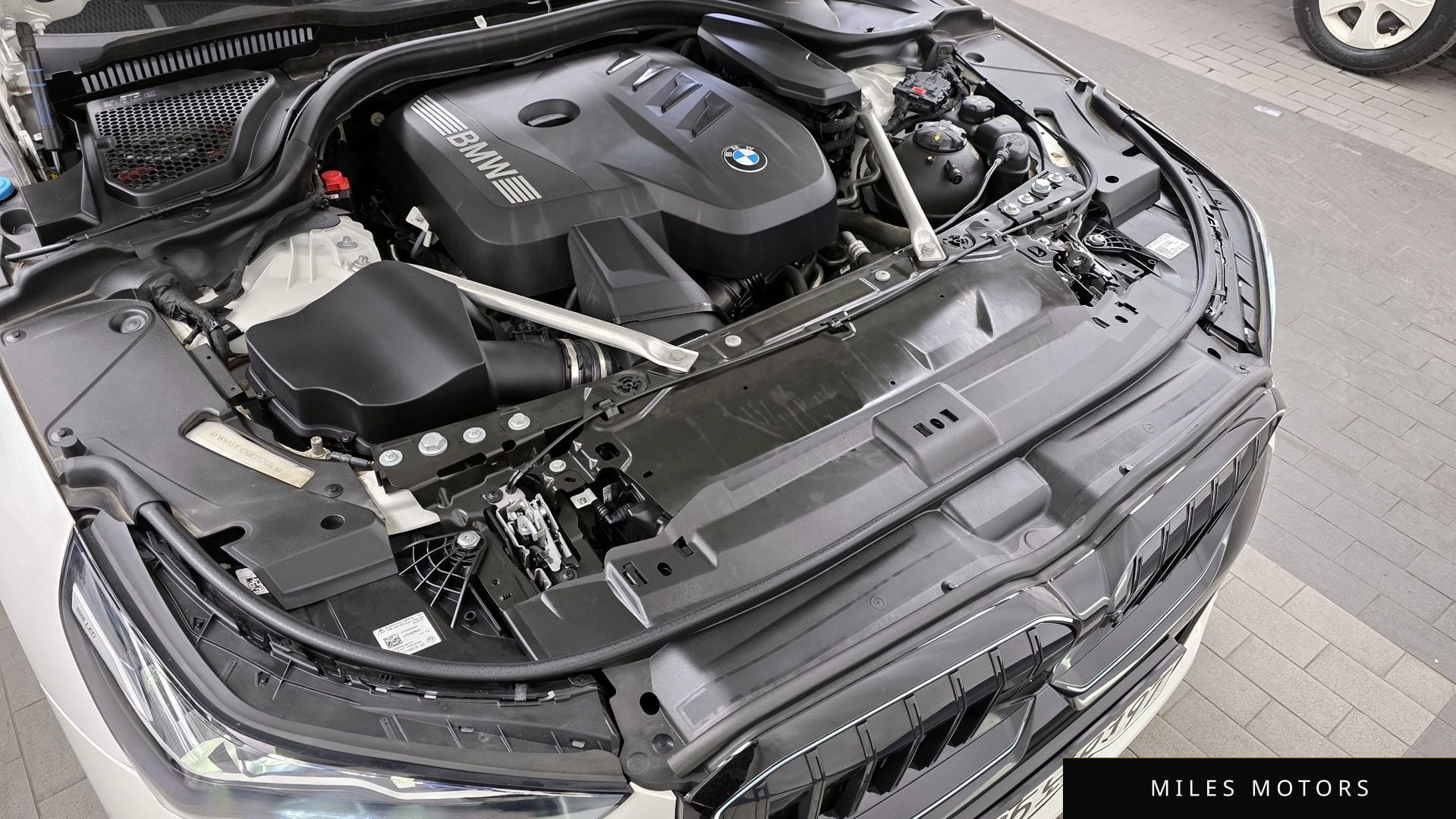 BMW 5 Series (G60) 2024 — миниатюра 6