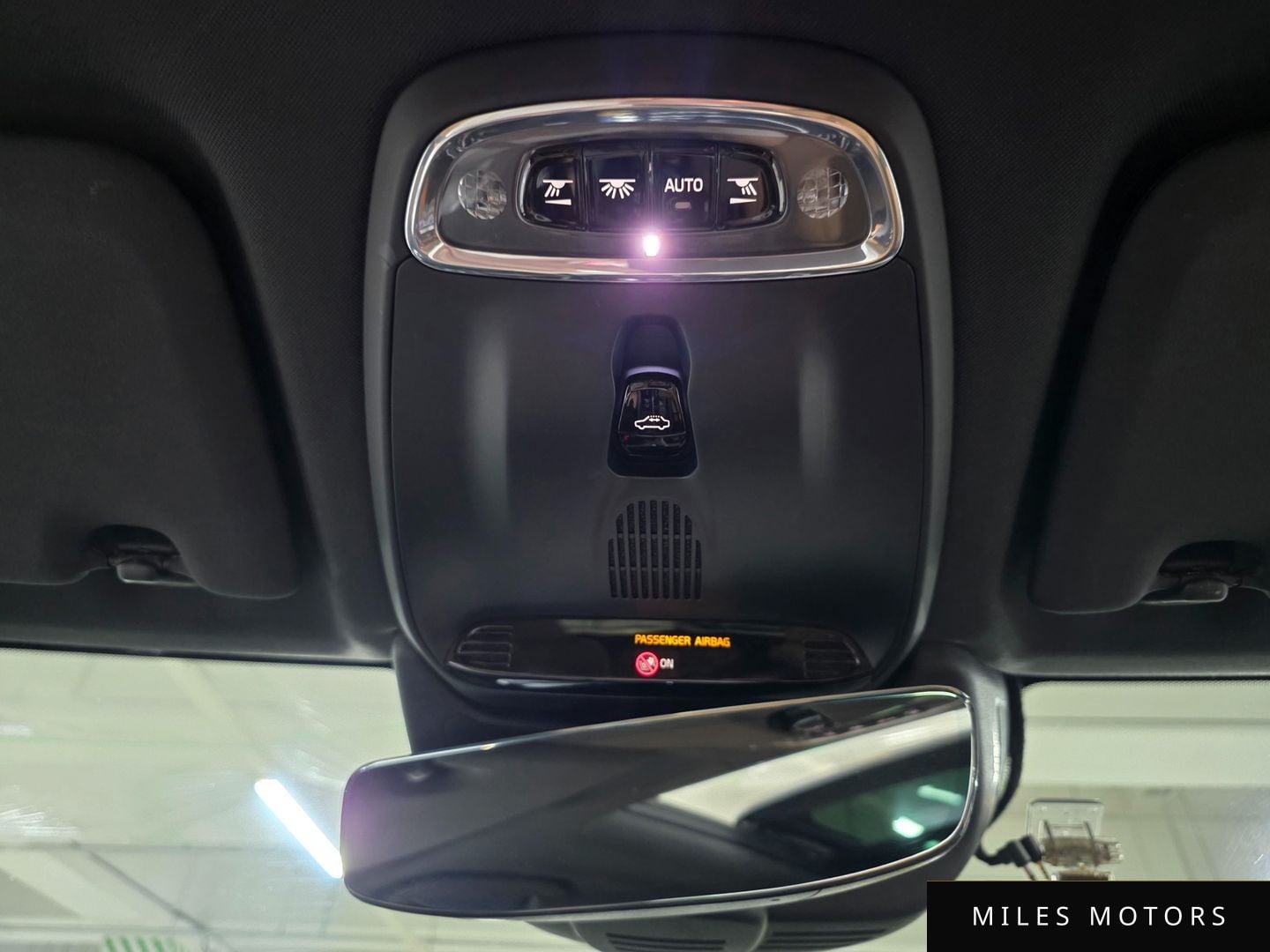 Volvo XC60 2020 — миниатюра 8