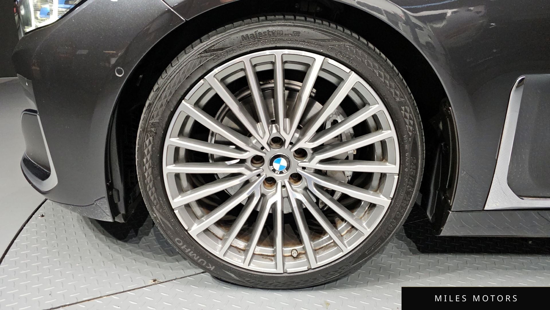 BMW 7 Series (G11) 2021 — миниатюра 5