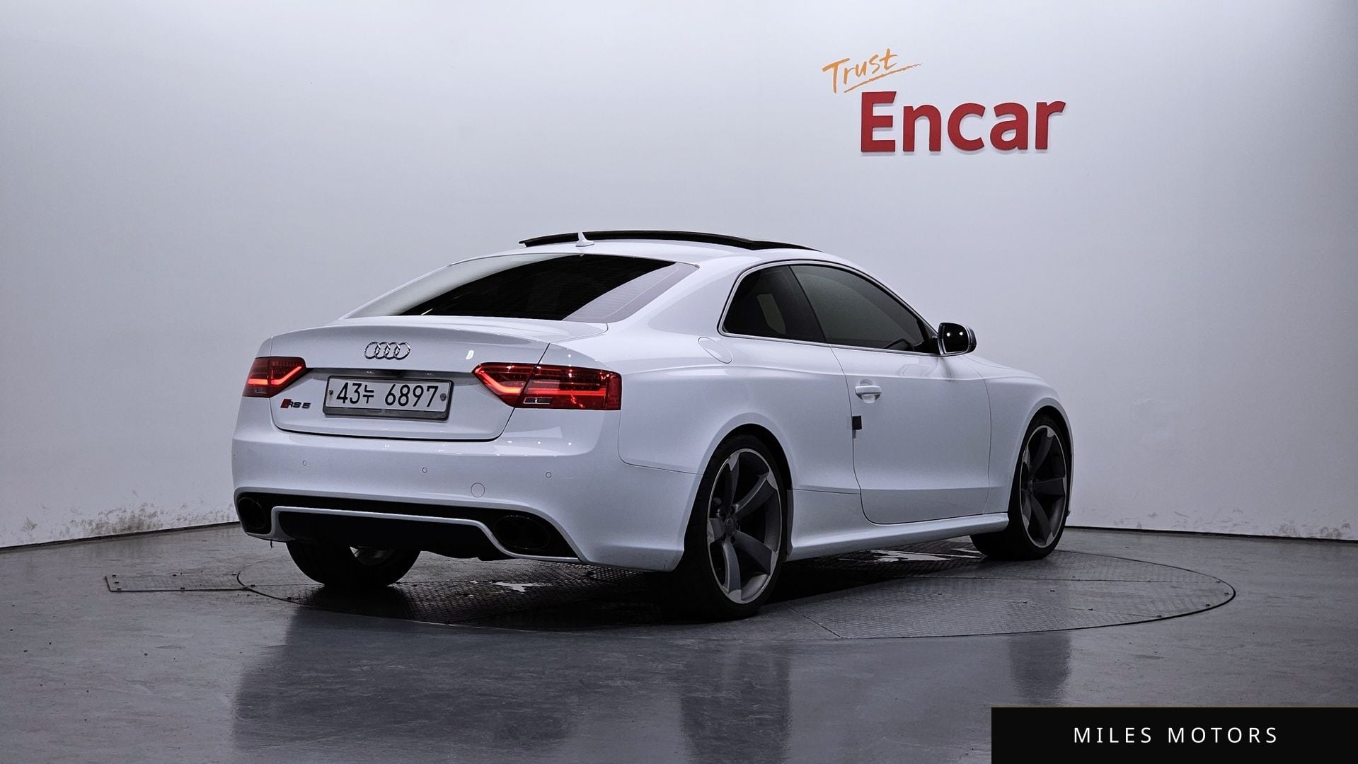 Audi RS5 2014 — миниатюра 2