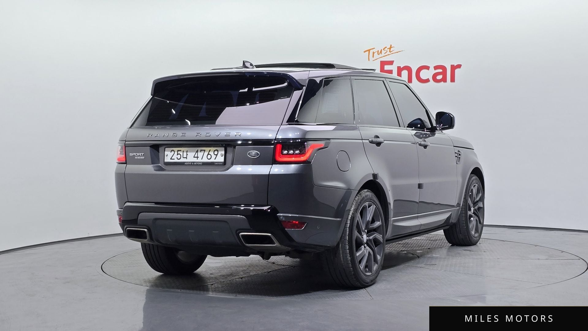 Land Rover Range Rover Sport 2018 — миниатюра 2