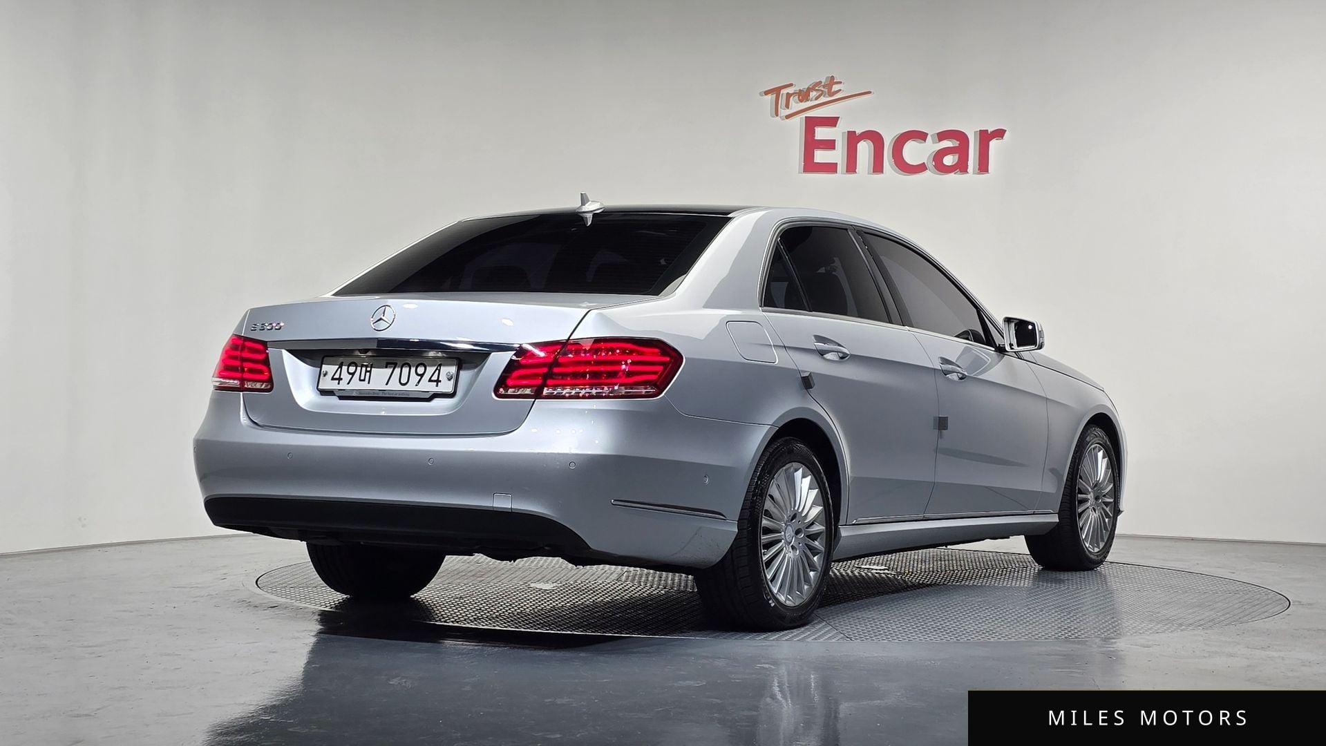 Mercedes-Benz E-Class W212 2014 — миниатюра 2