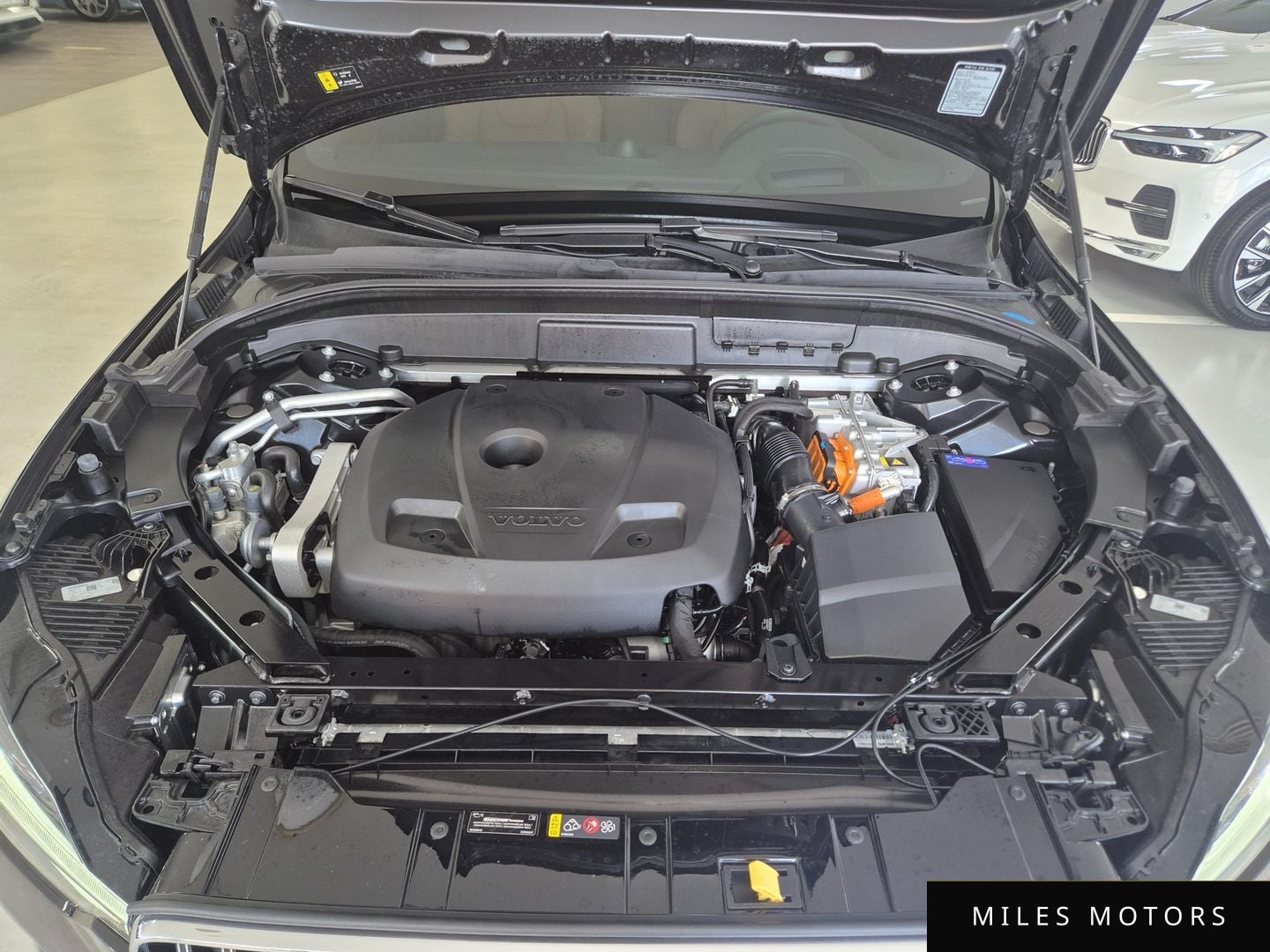 Volvo XC60 2025 — миниатюра 6