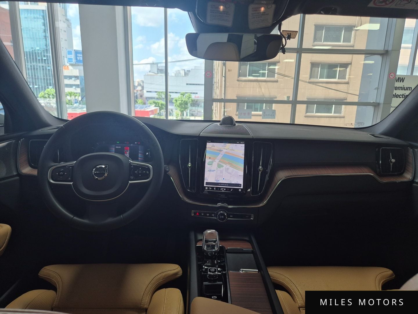 Volvo XC60 2025 — миниатюра 7