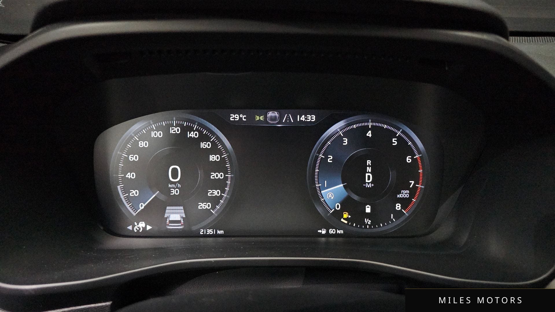 Volvo XC40 2022 — миниатюра 11