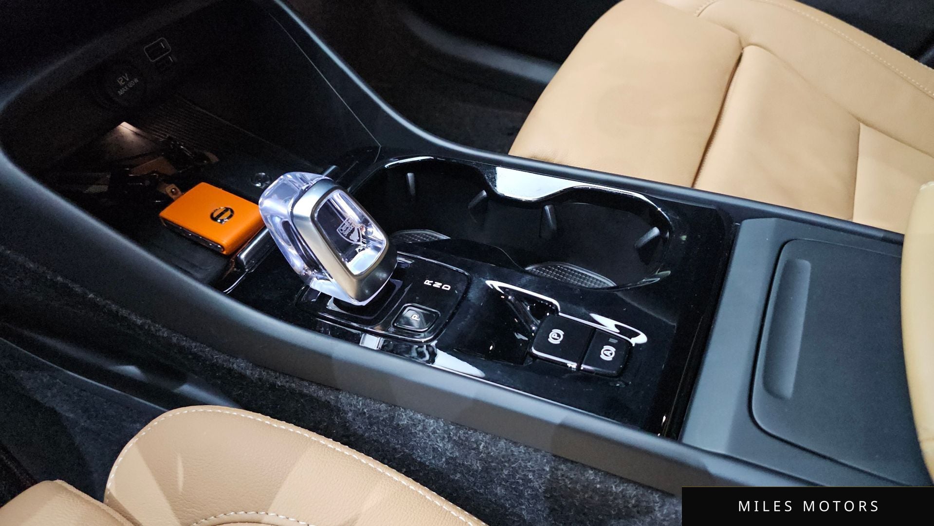 Volvo XC40 2022 — миниатюра 12