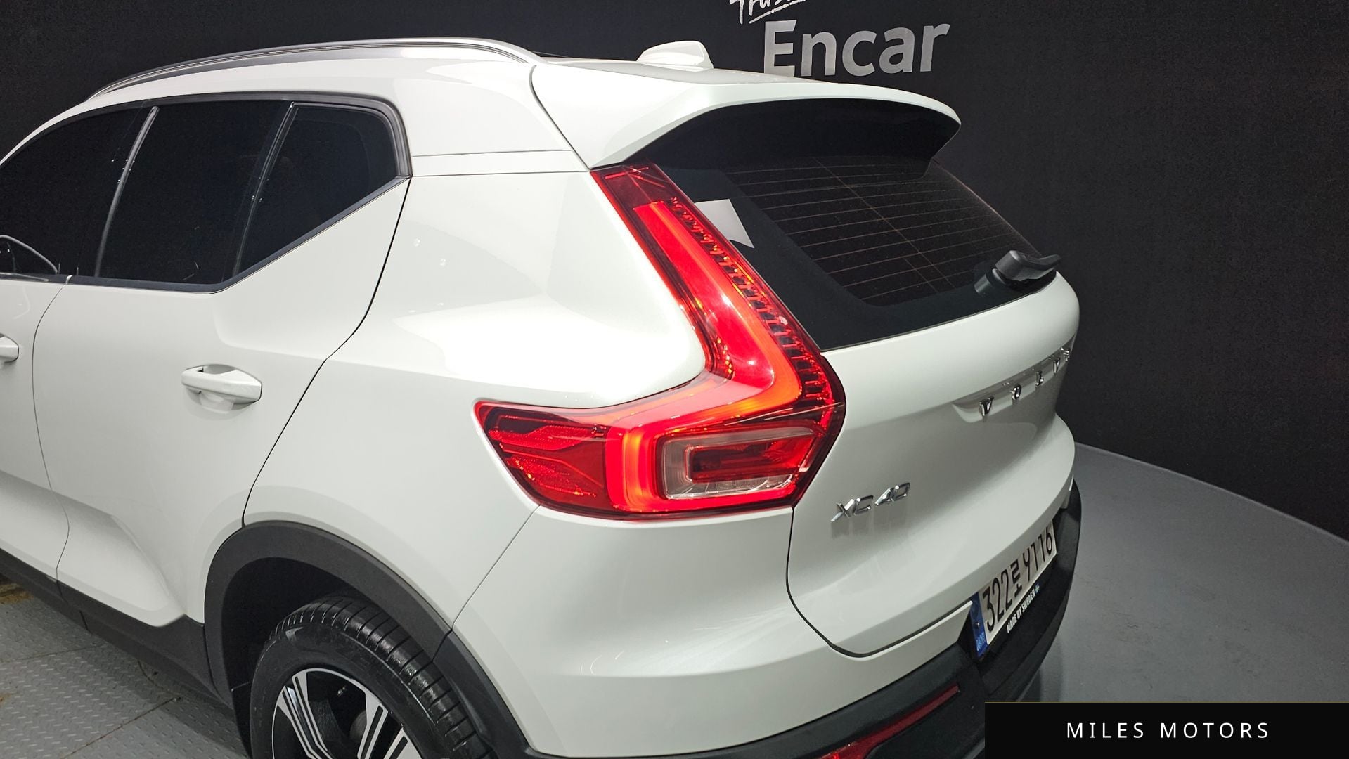 Volvo XC40 2022 — миниатюра 9