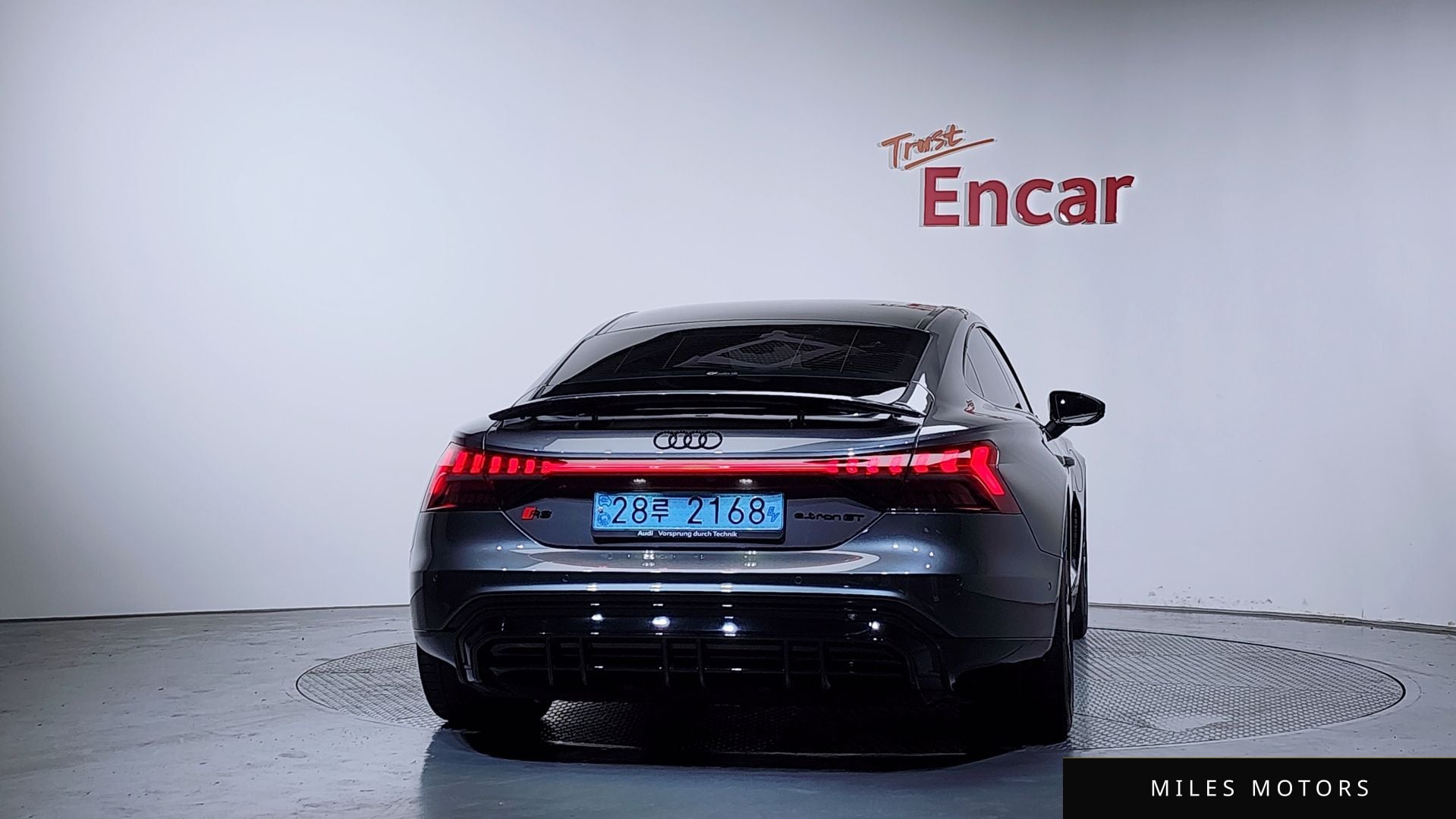 Audi e-tron GT 2022 — миниатюра 4