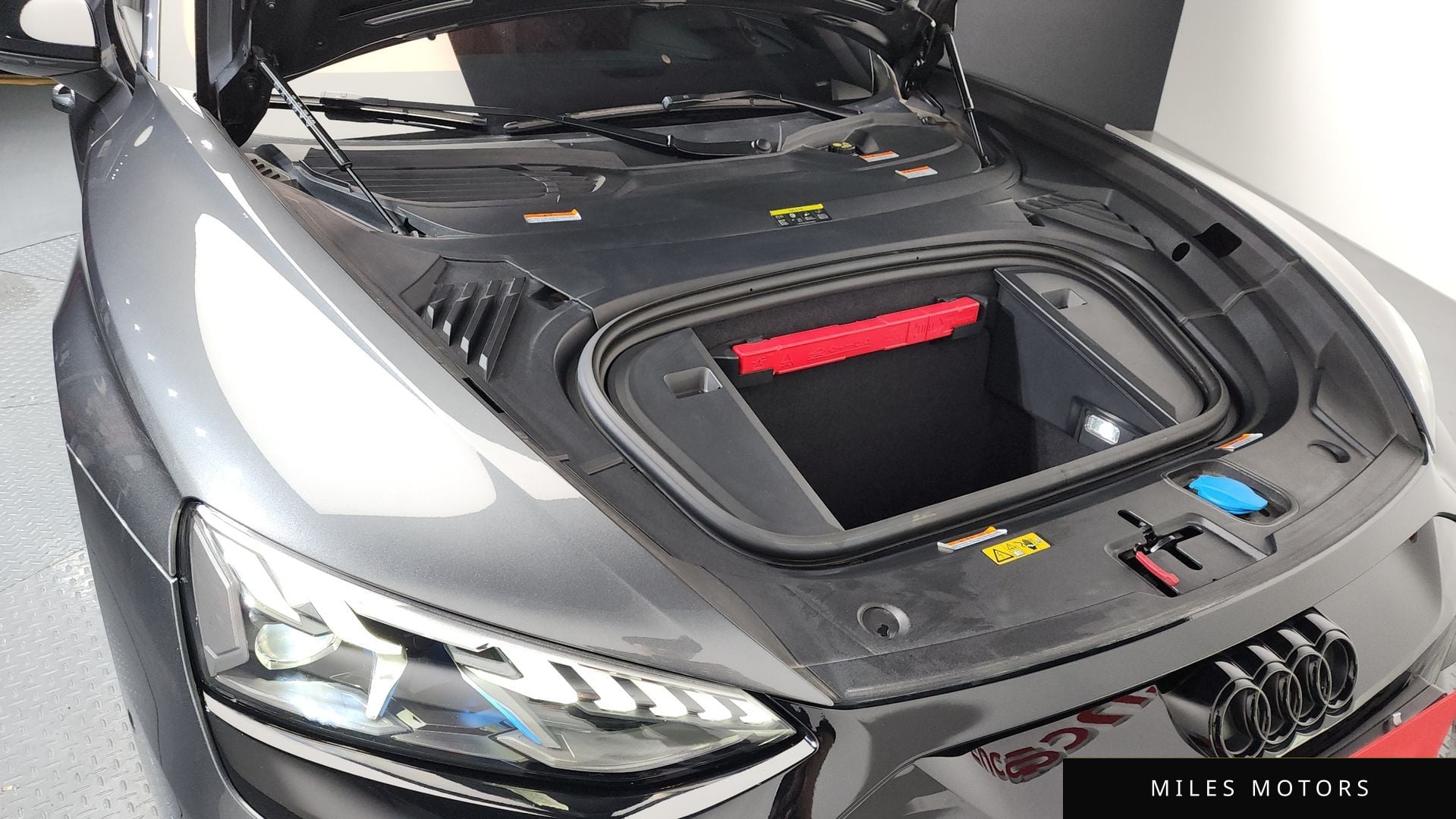 Audi e-tron GT 2022 — миниатюра 6