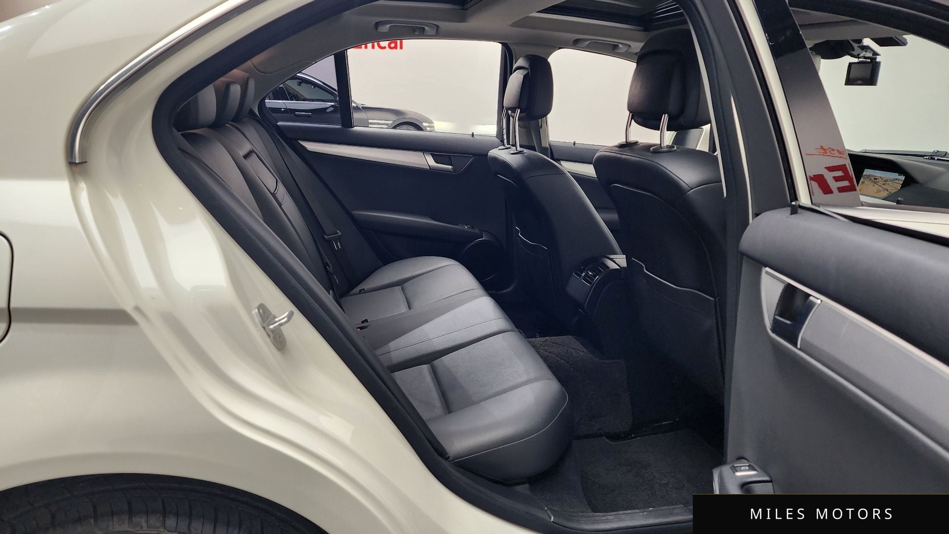 Mercedes-Benz C-Class W204 2012 — миниатюра 11