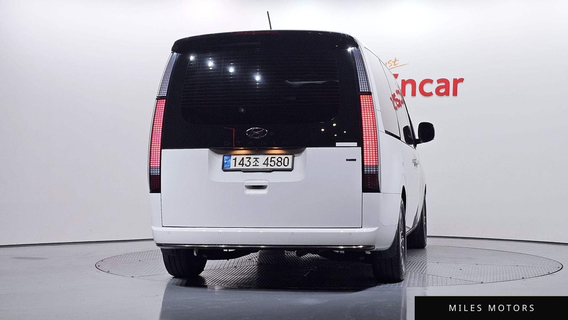 Hyundai Staria 2022 — миниатюра 4